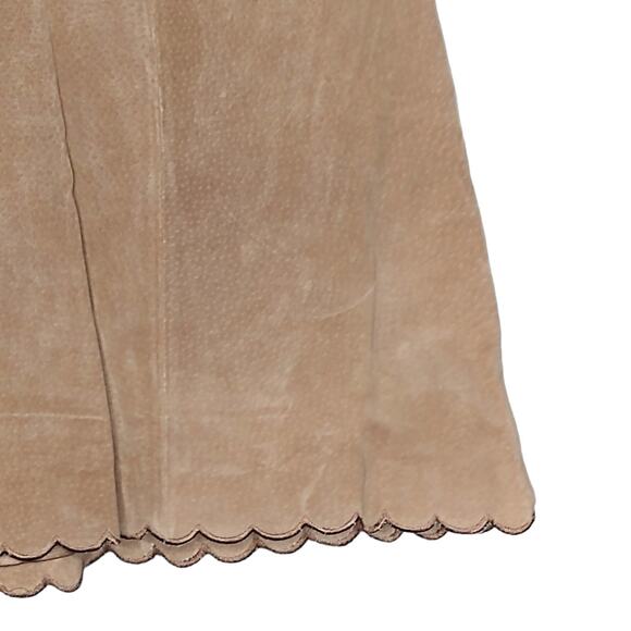 90's Vintage Tan Suede Skirt size 8 High Waisted A-line with Scalloped Hem - Picture 2 of 5